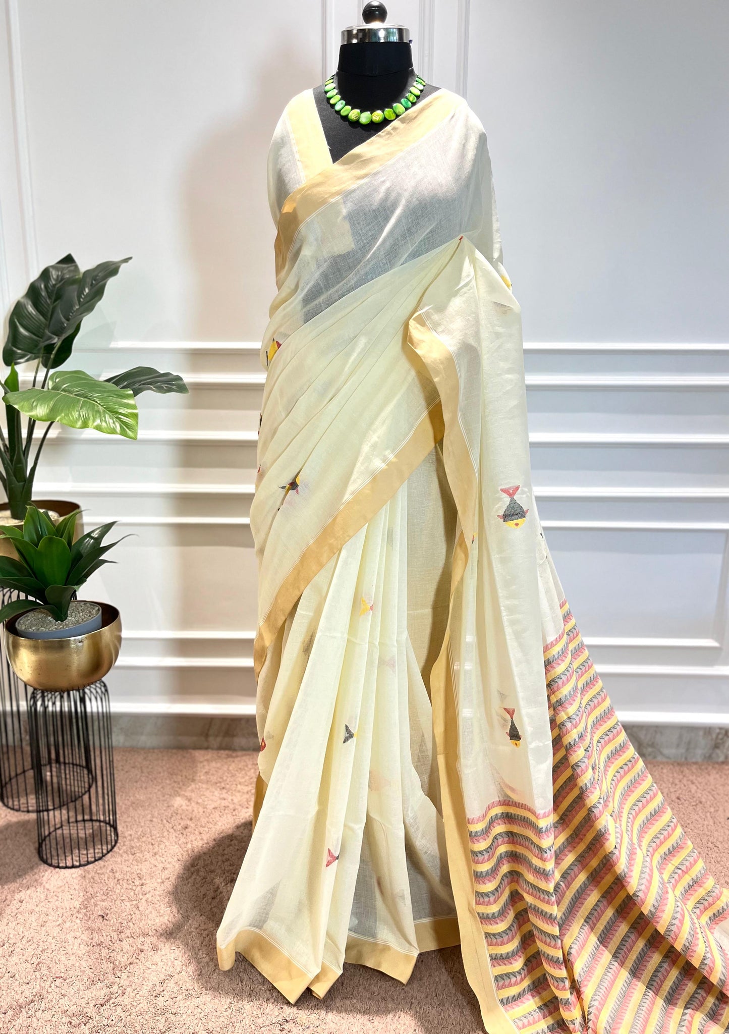 Cotton Saree | Machli | Creme