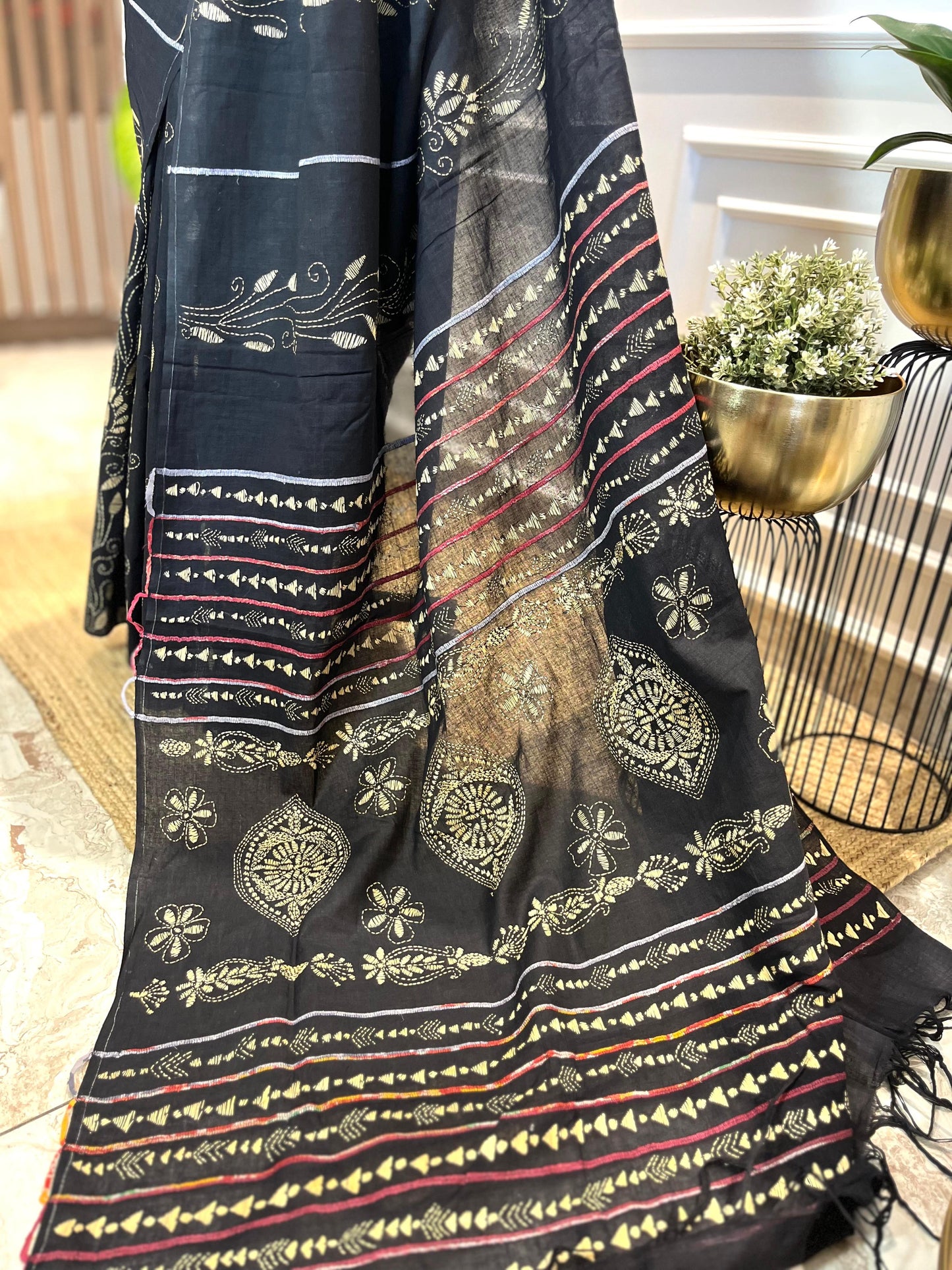 Kaala Teeka | Kantha Stitch Saree