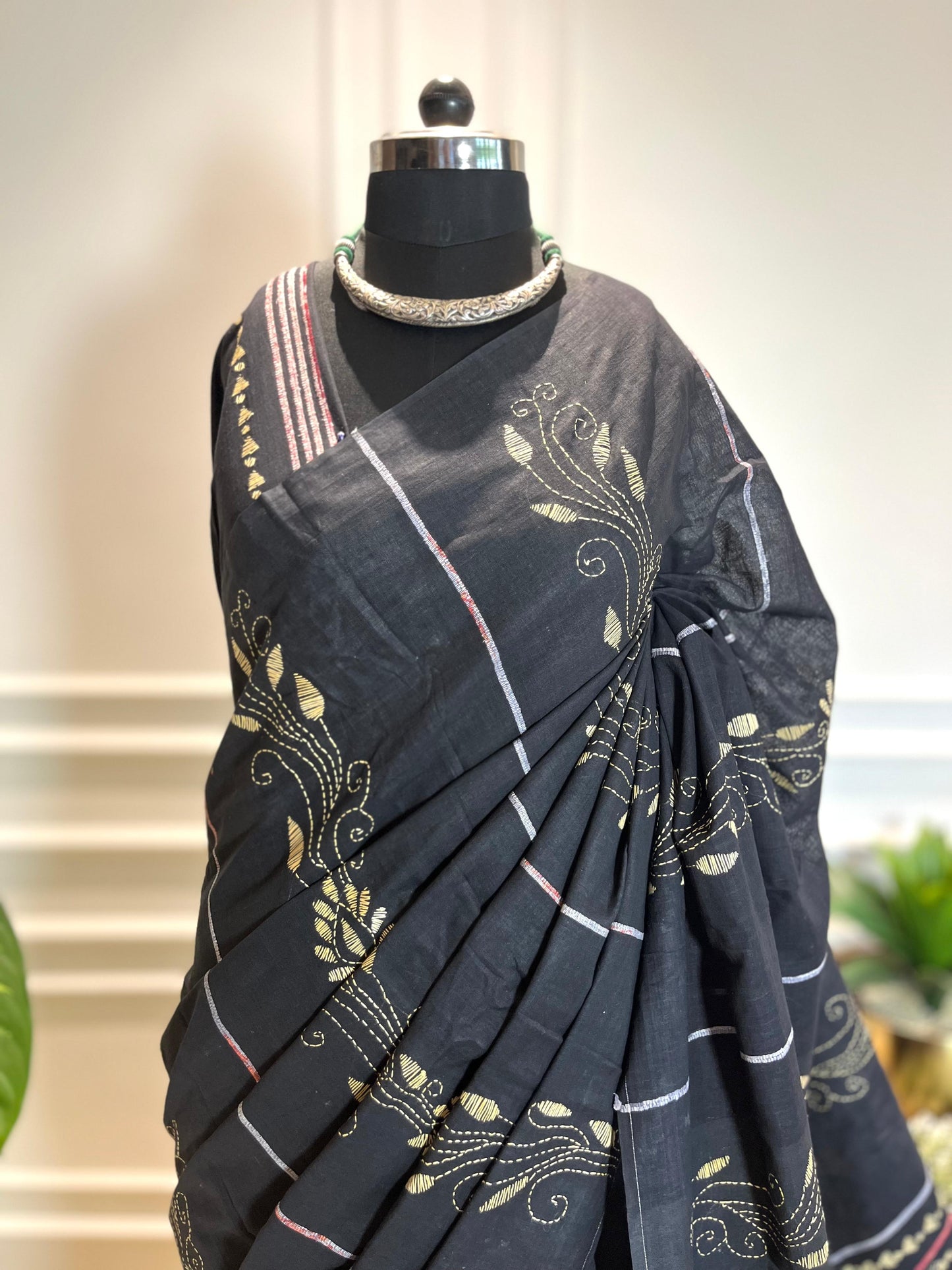 Kaala Teeka | Kantha Stitch Saree