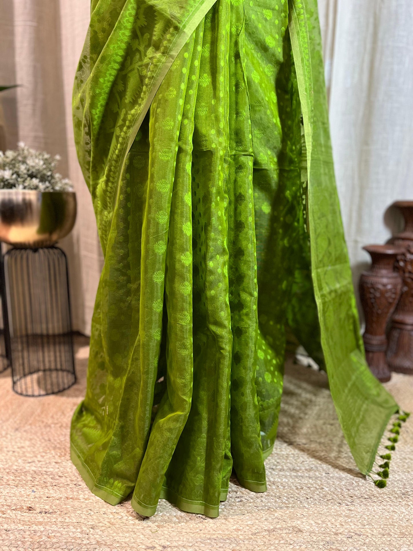 Henna Monochrome | Jamdani Saree