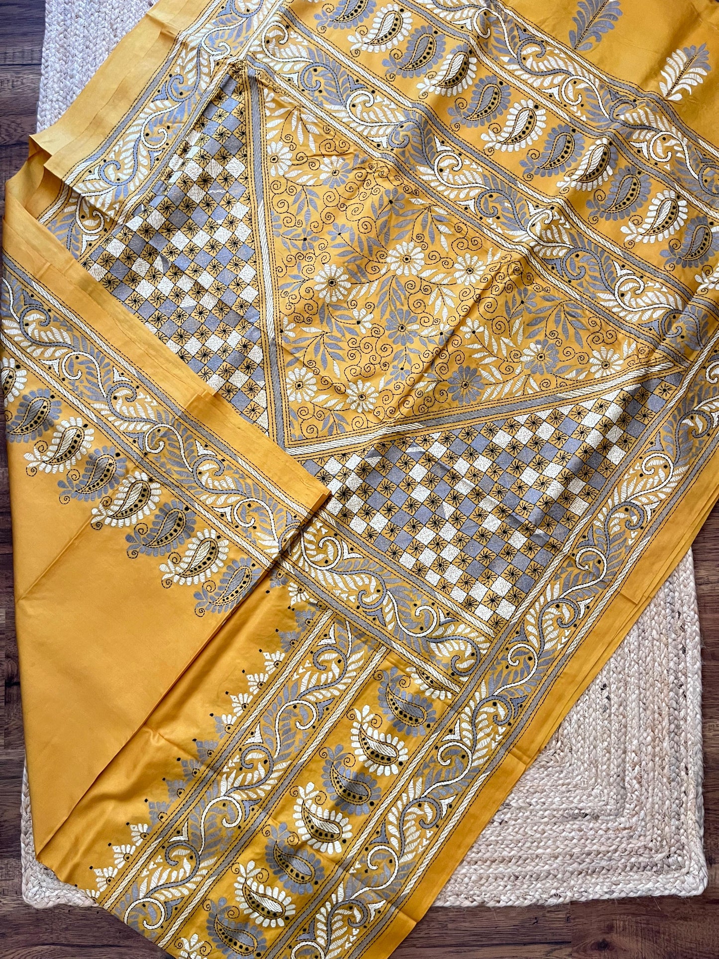Sunehri Dhoop | Kantha Stitch Saree