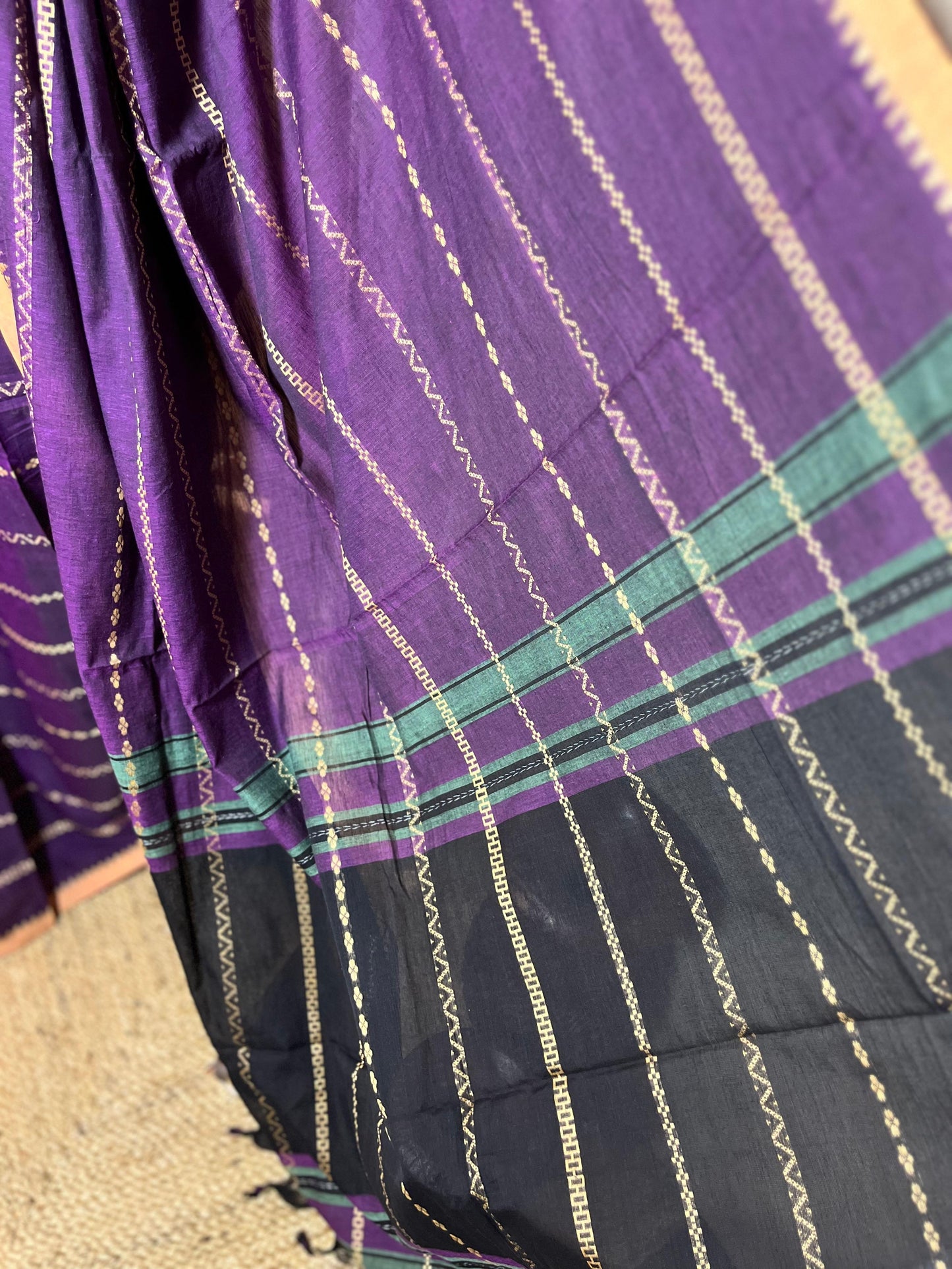 Royal Stripes | Cotton Saree