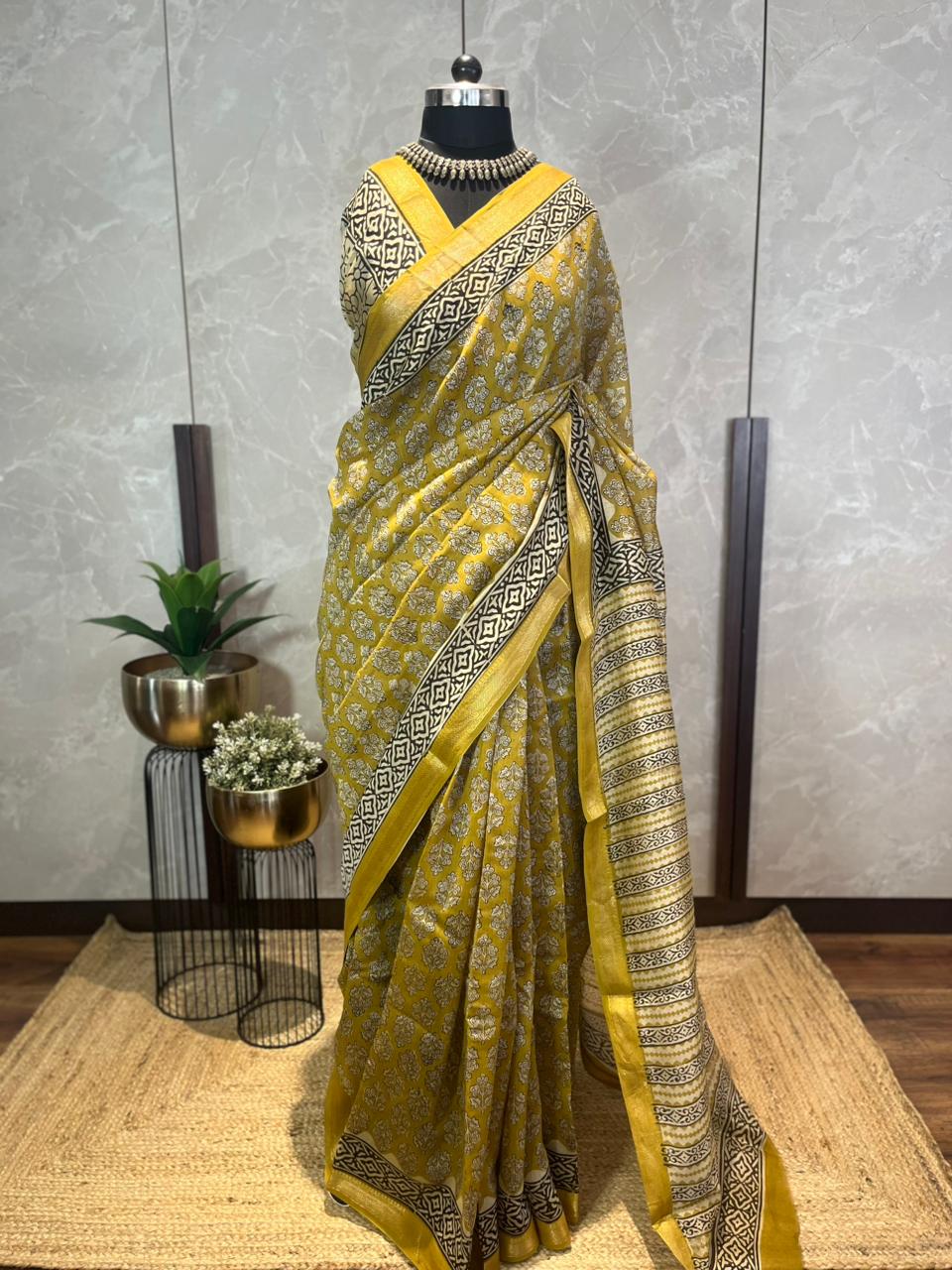 Piyusha | Handblock Printed Maheshwari Silk Saree