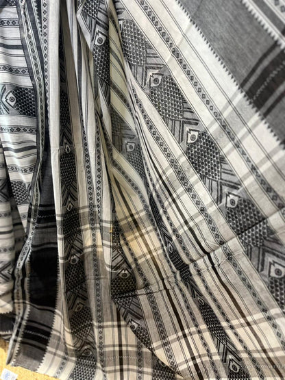 Black Fishes | Handloom Cotton Saree