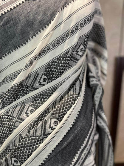 Black Fishes | Handloom Cotton Saree