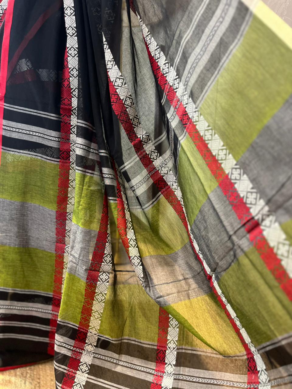 Black Box n Stripes | Handloom Cotton Saree