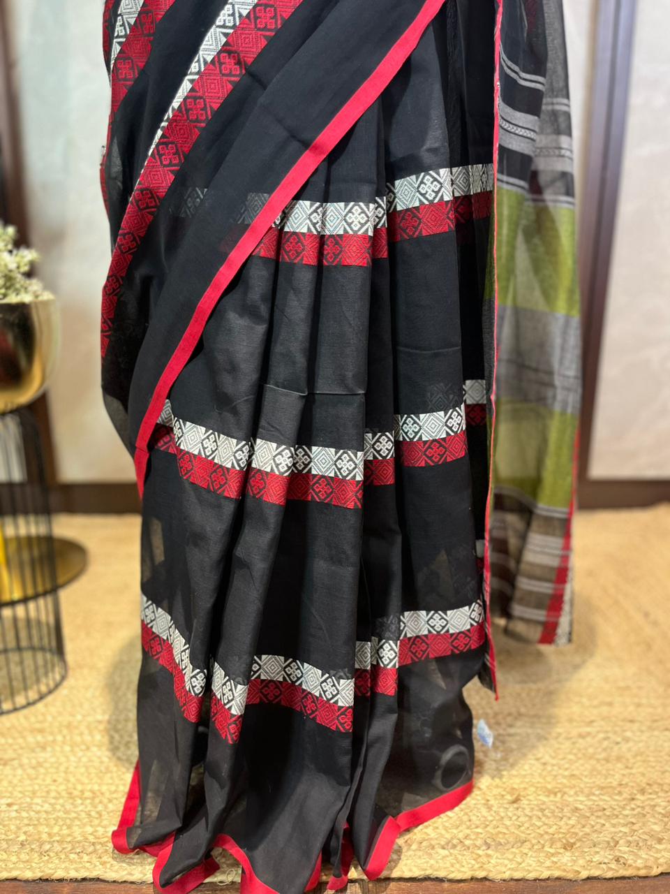 Black Box n Stripes | Handloom Cotton Saree