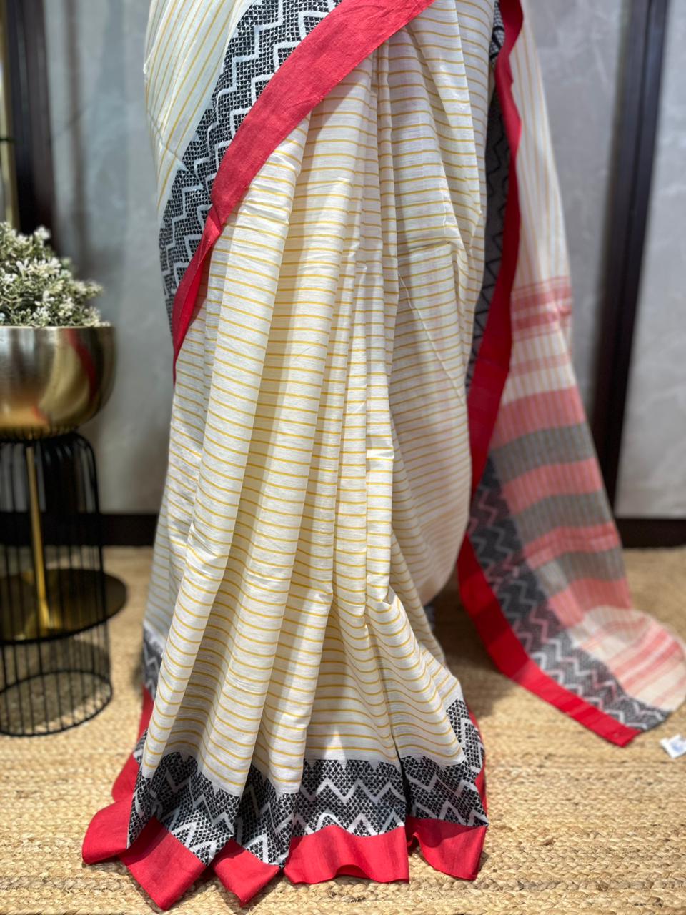 Cream Zag | Handloom Cotton Saree