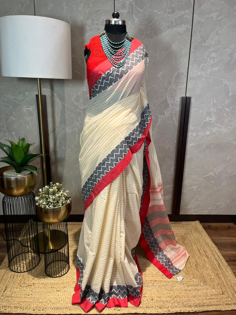 Cream Zag | Handloom Cotton Saree