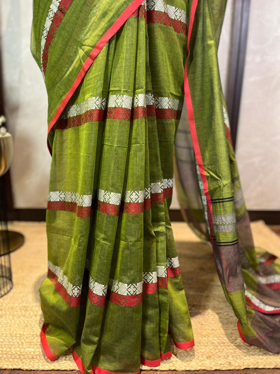 Green Box n Stripes | Handloom Cotton Saree