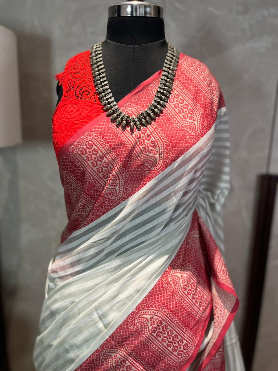 Paisley n Stripes | Handloom Cotton Saree