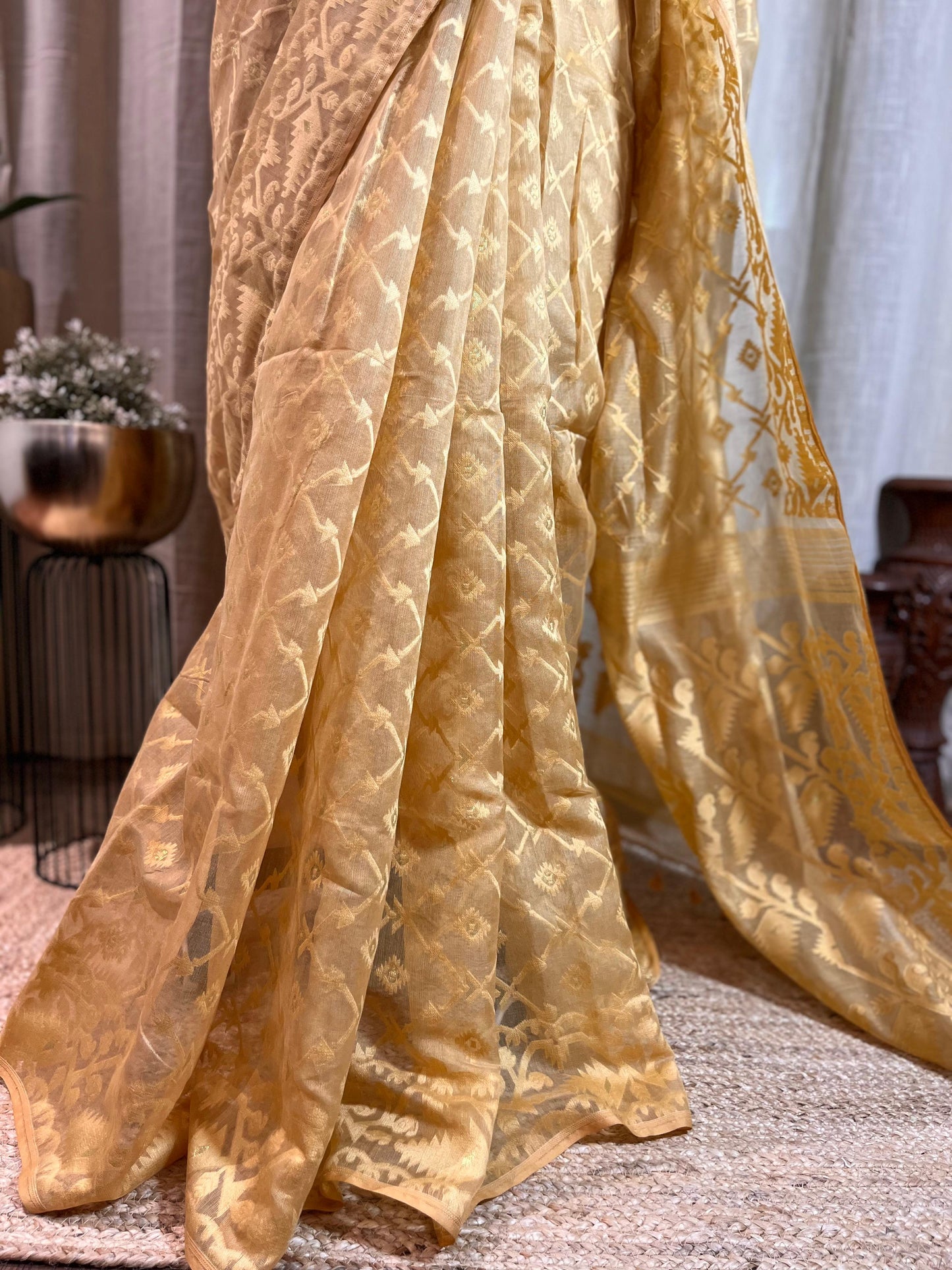 Beige Monochrome | Jamdani Saree