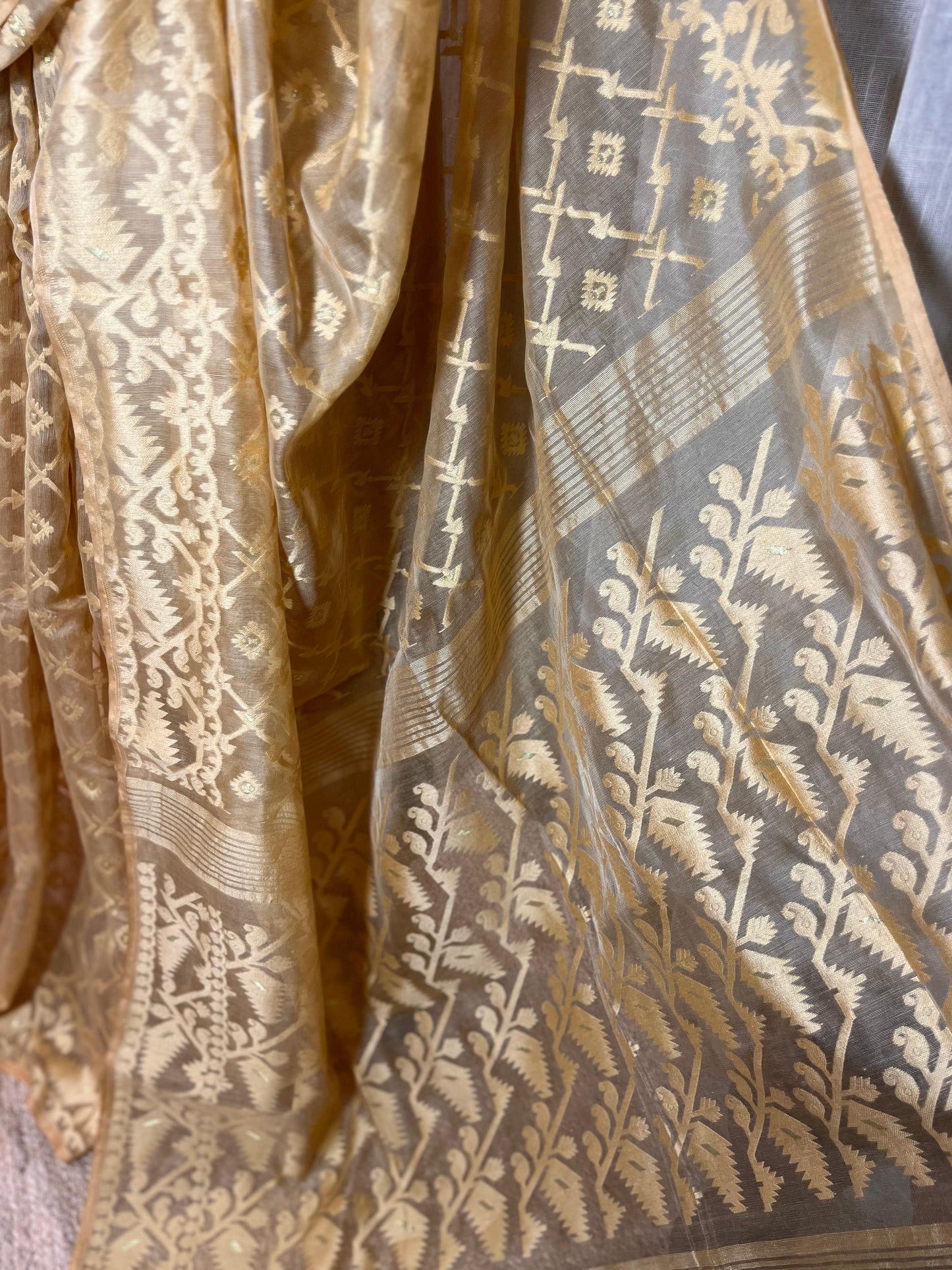 Beige Monochrome | Jamdani Saree