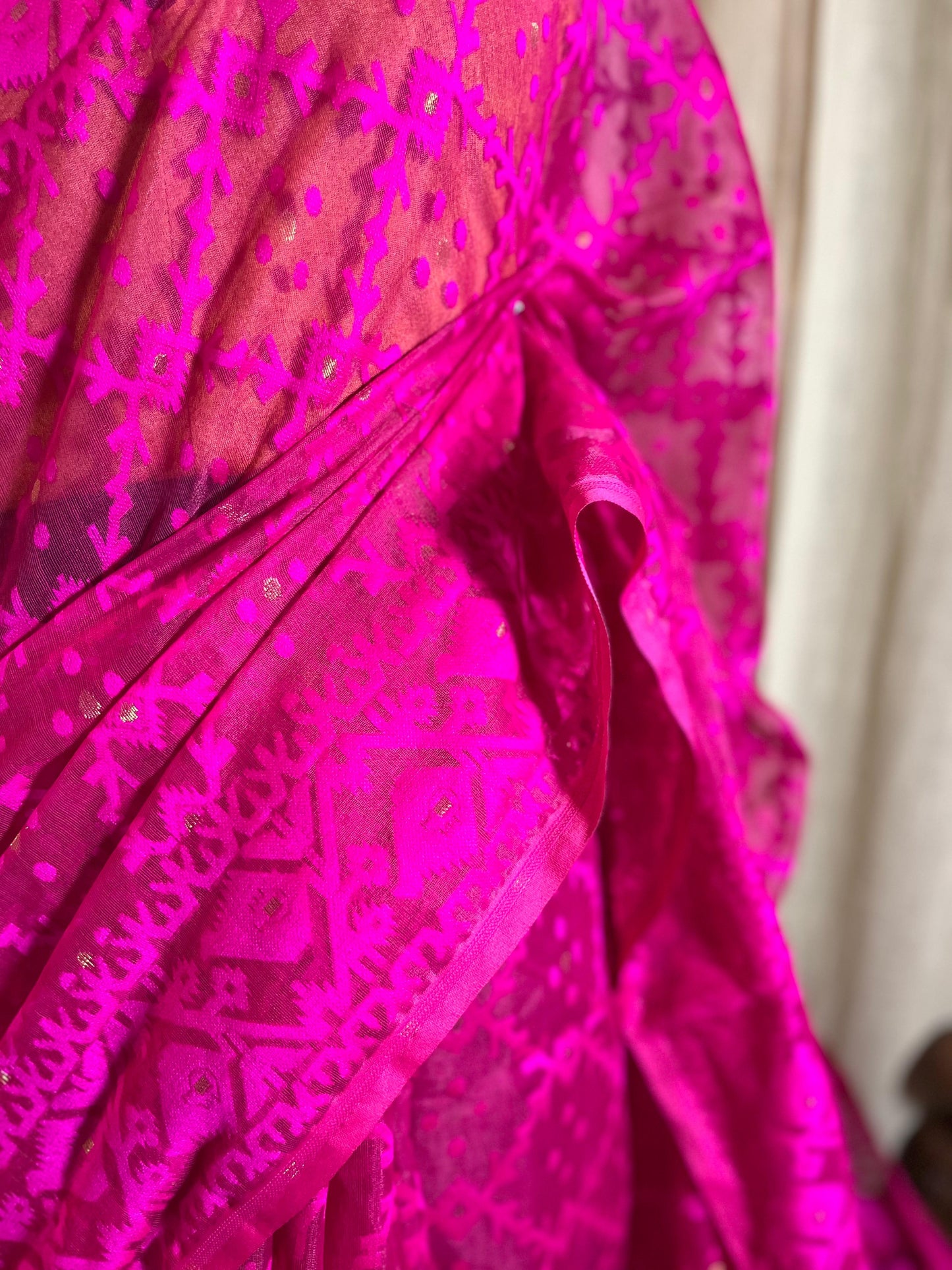 Fuschia Monochrome | Jamdani Saree