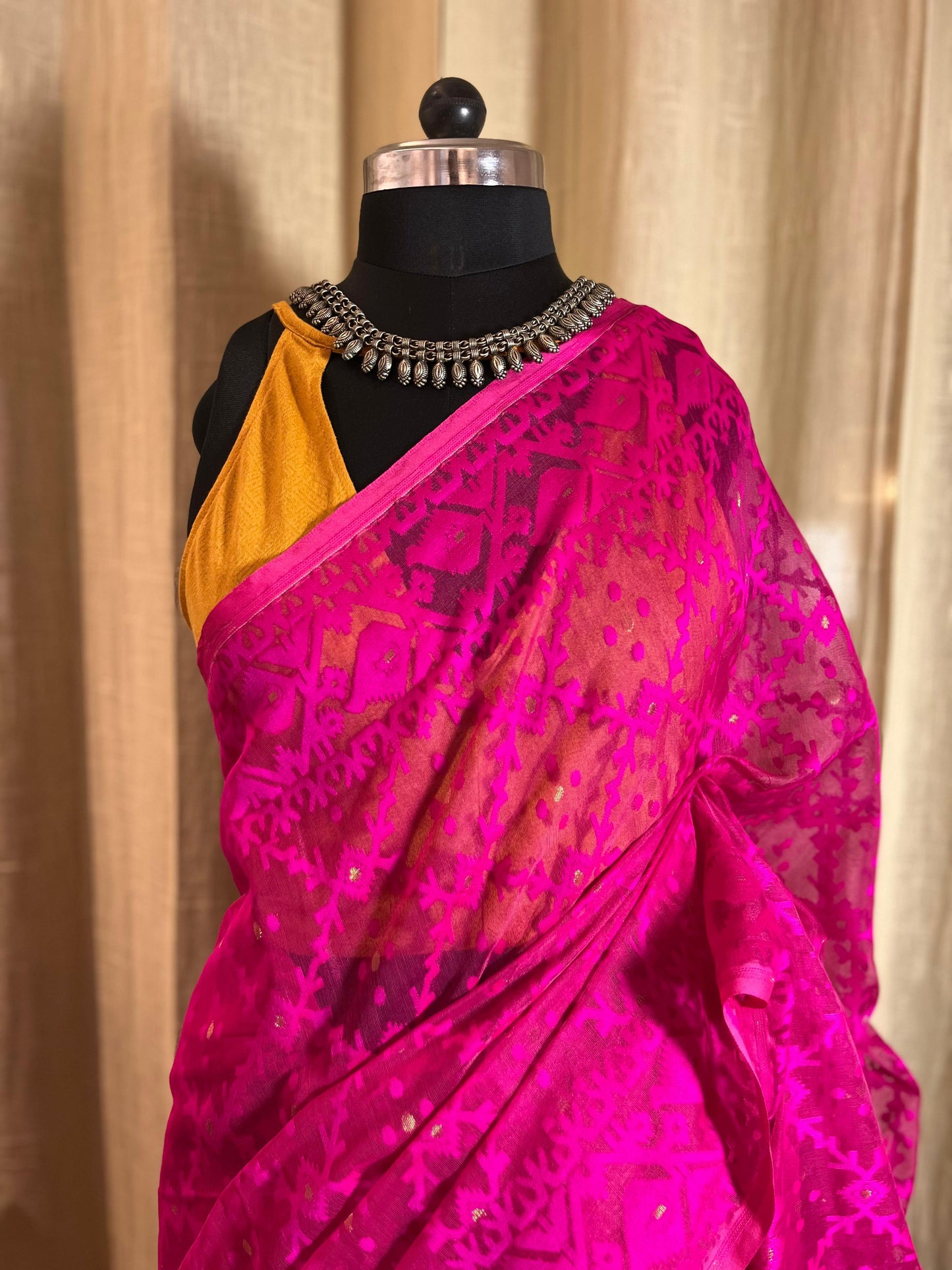 Fuschia Monochrome | Jamdani Saree