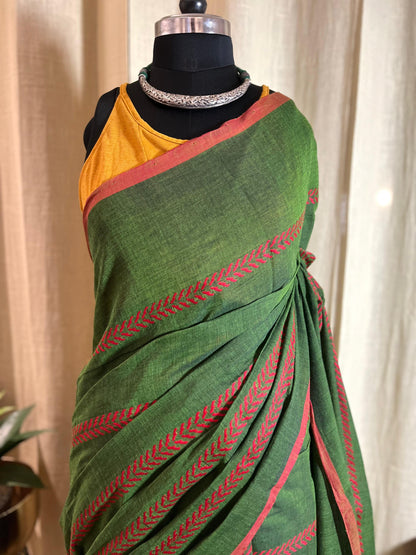 Laal Lakirein | Cotton Saree