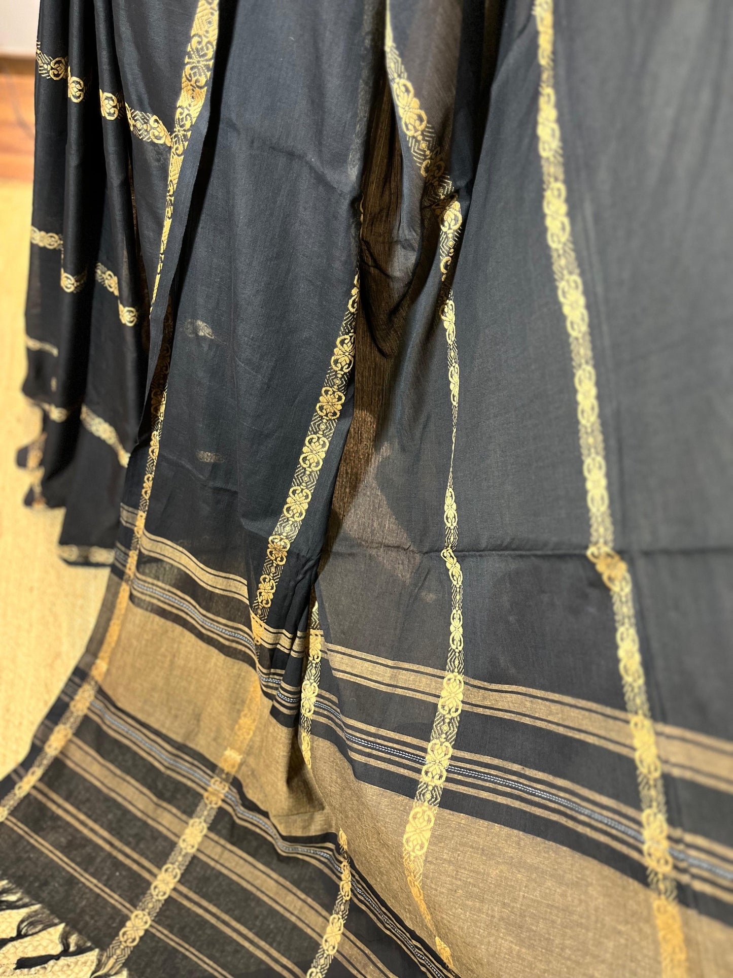 Black Rose | Cotton Saree