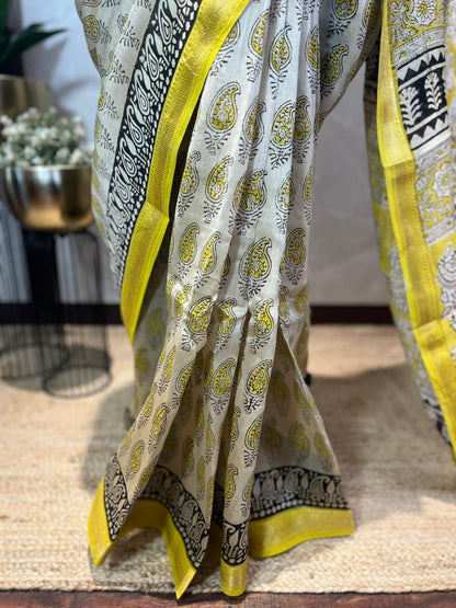 Paisley Rain | Handblock Printed Maheshwari Silk Saree