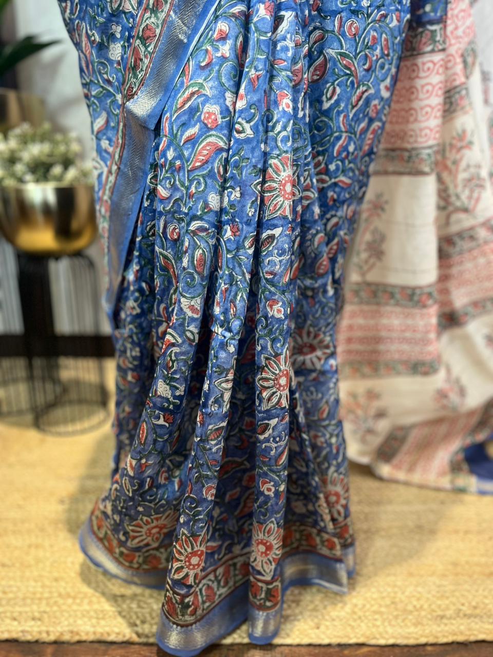 Jheel ka Kamal | Handblock Printed Maheshwari Silk Saree