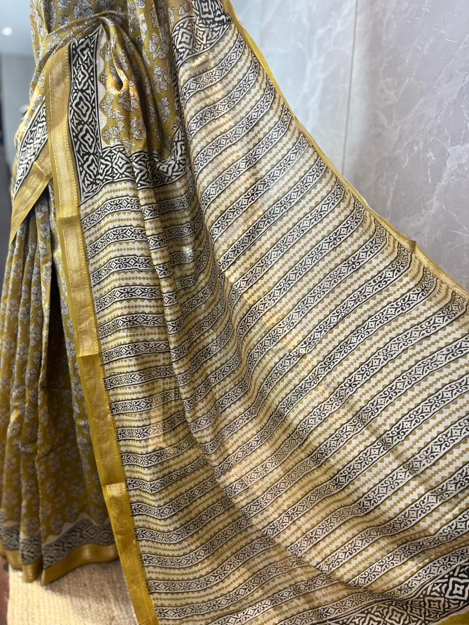 Piyusha | Handblock Printed Maheshwari Silk Saree