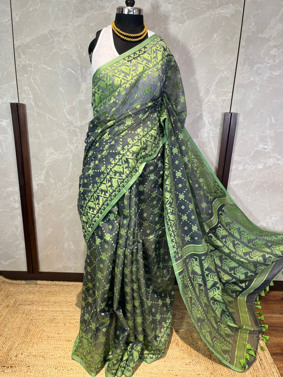Grey-nish | Jamdani Saree