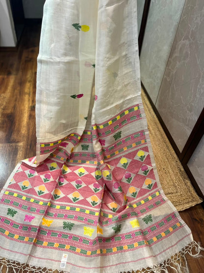 Roses n Creme | Tussar Silk Saree