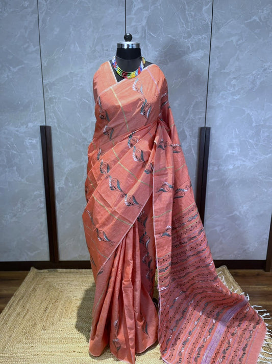 Peachy Perfect | Kantha Stitch Saree