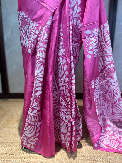 Gulabi Rekha | Kantha Stitch Saree