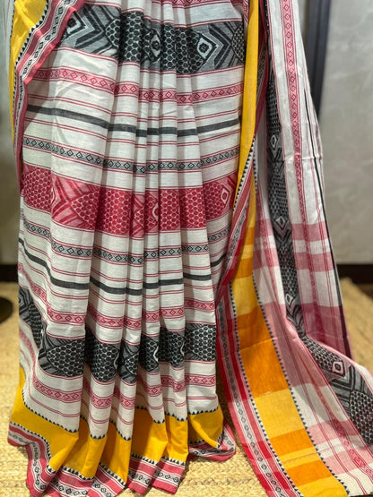Fishes againt the tide | Handloom Cotton Saree